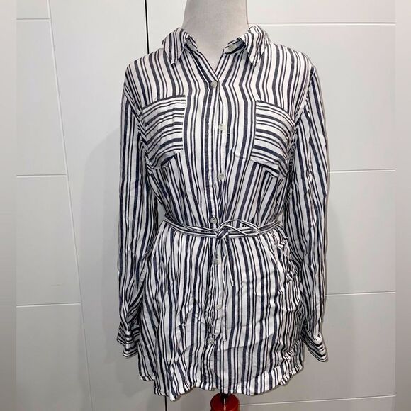 Maternity blouse with waist tie - Picture 3 of 9